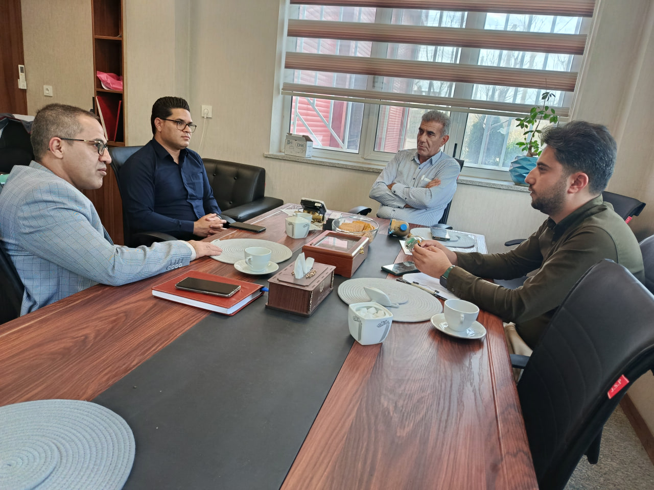 رایزنی شهرک صنعتی مهریز برای هوشمندسازی مصرف آب